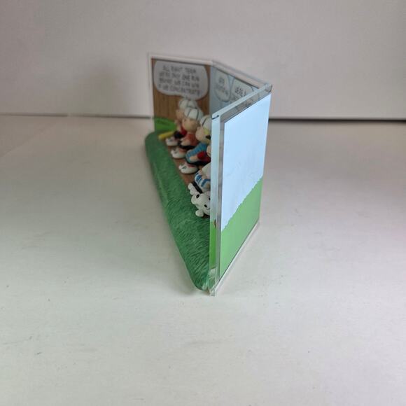 Hallmark Peanuts Gallery The Winning Team Baseball Figurine Snoopy 2000 LE - Picture 8 of 13